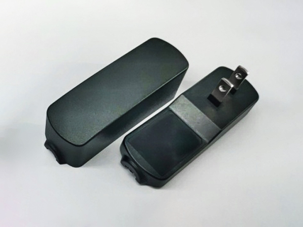 插墙式外壳（黑色）